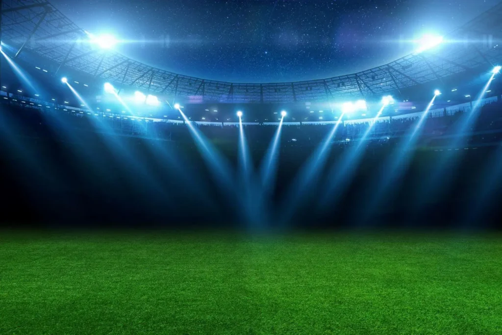 Leeres Stadion mit Flutlicht