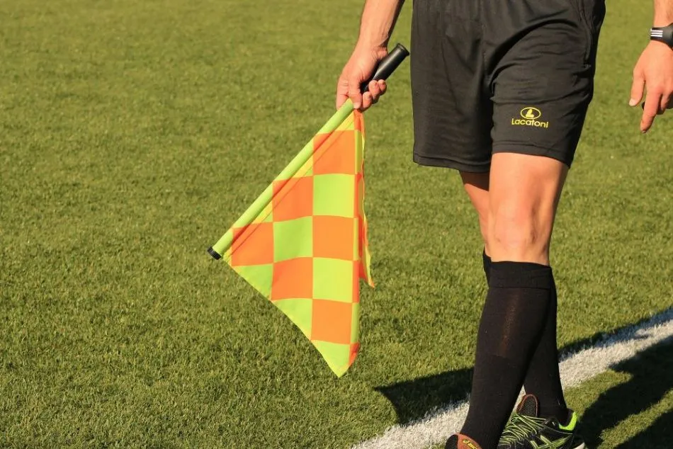 Champions League Fairplay Wertung: Fairnesstabelle 2025/26 mit Regeln für Gelbe und Rote Karten